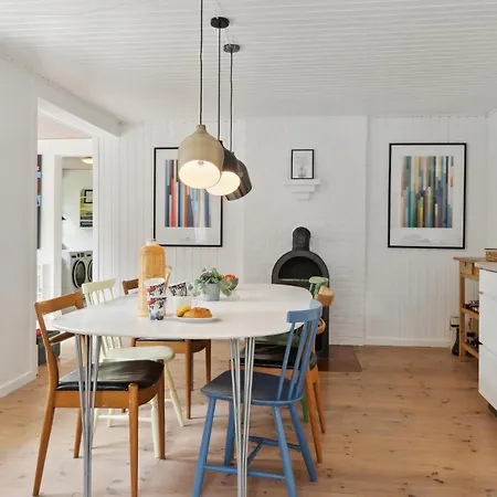 Дом отдыха Stunning In With Wifi *