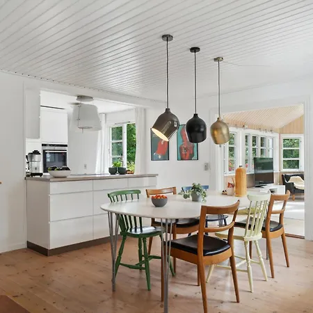 Дом отдыха Stunning In With Wifi *