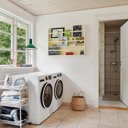 Vakantiehuis Stunning In With Wifi