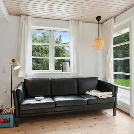 Stunning In With Wifi Гиллеляйе